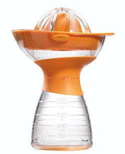 Chef'n Juicesterâ„¢ - Citrus Juicer
